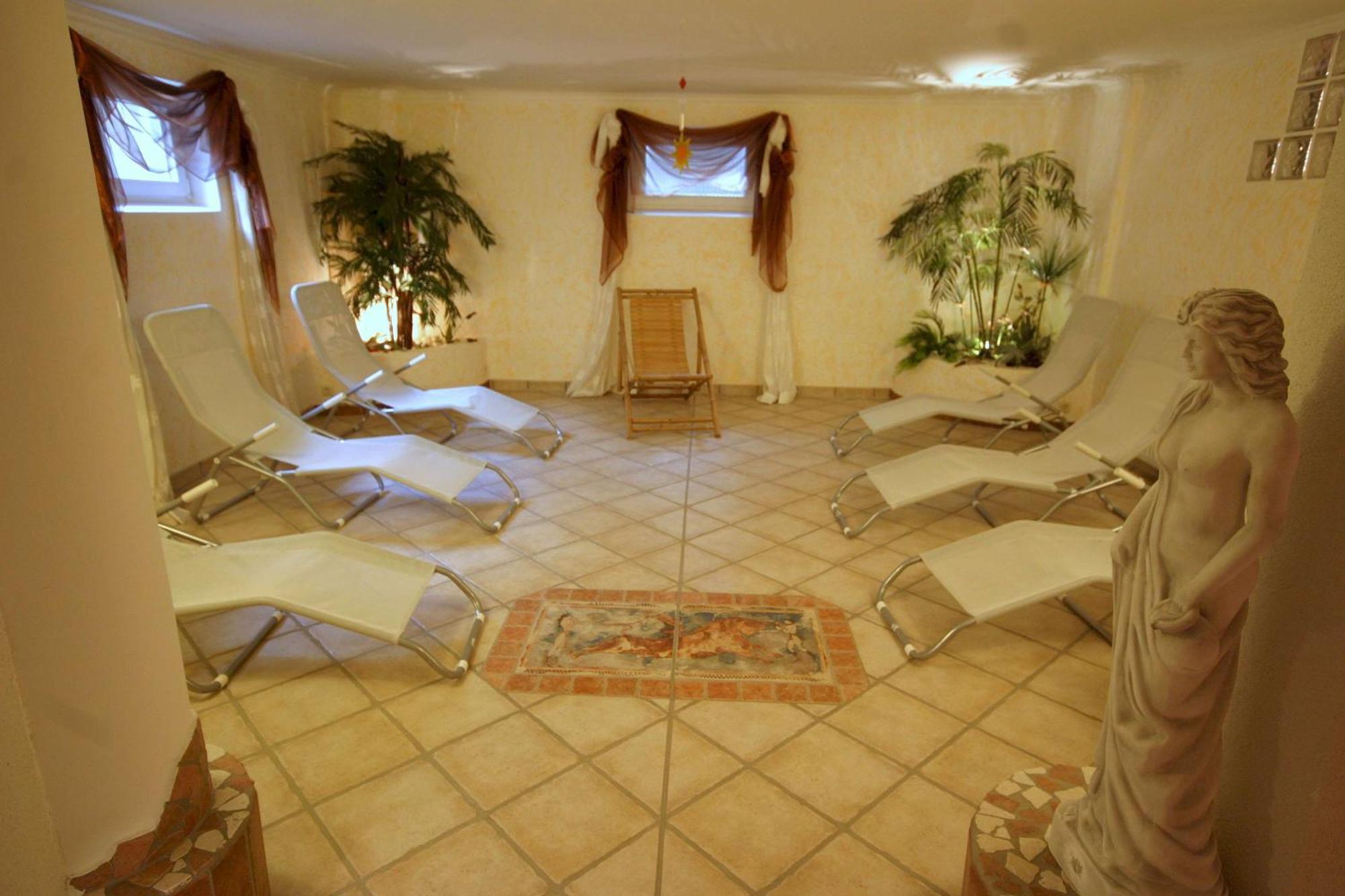 Hotel-Pension Stallinger ไวแร็กก์ ภายนอก รูปภาพ
